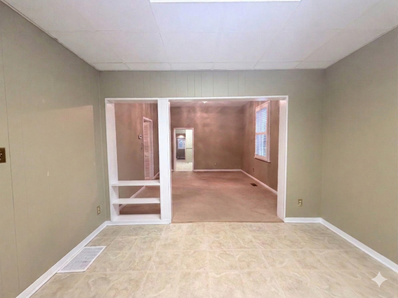 70 Poulette St - Photo 4 of 26