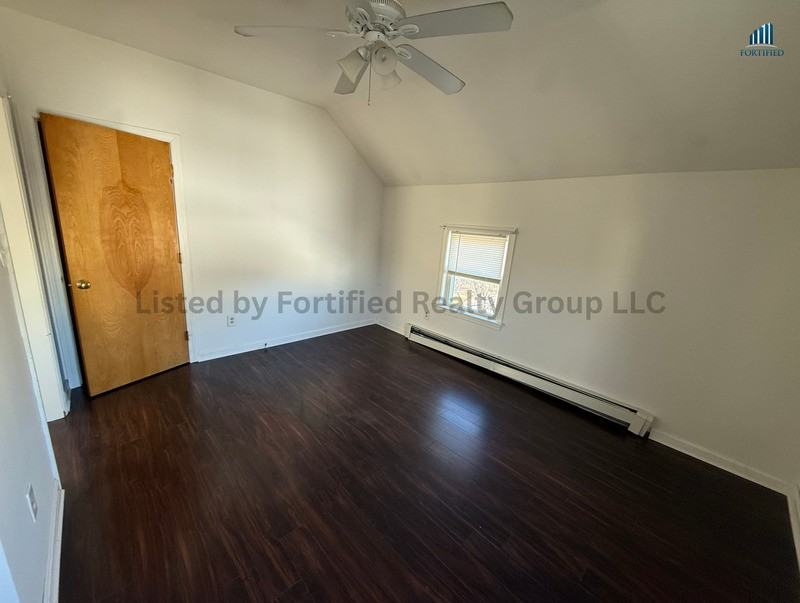 624 Orswell St #3 - Photo 6 of 8