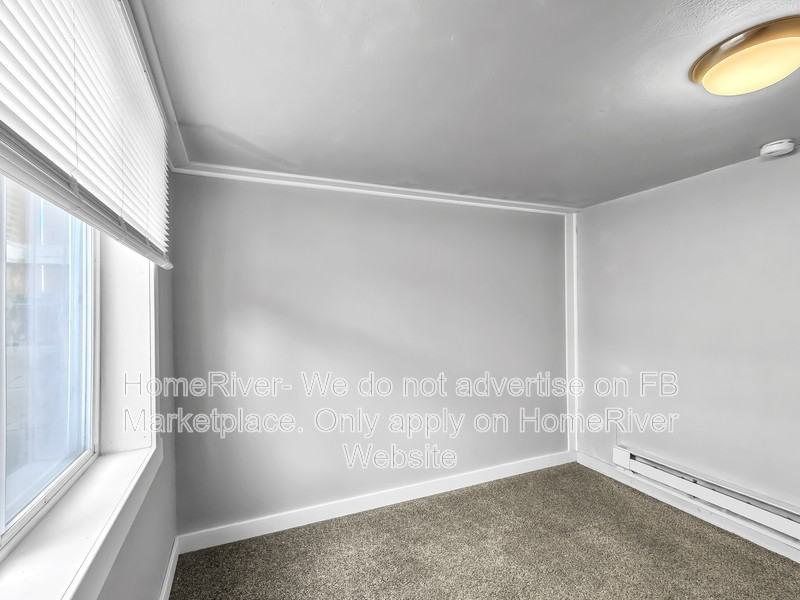 224 E Rockwell Ave - Photo 4 of 19