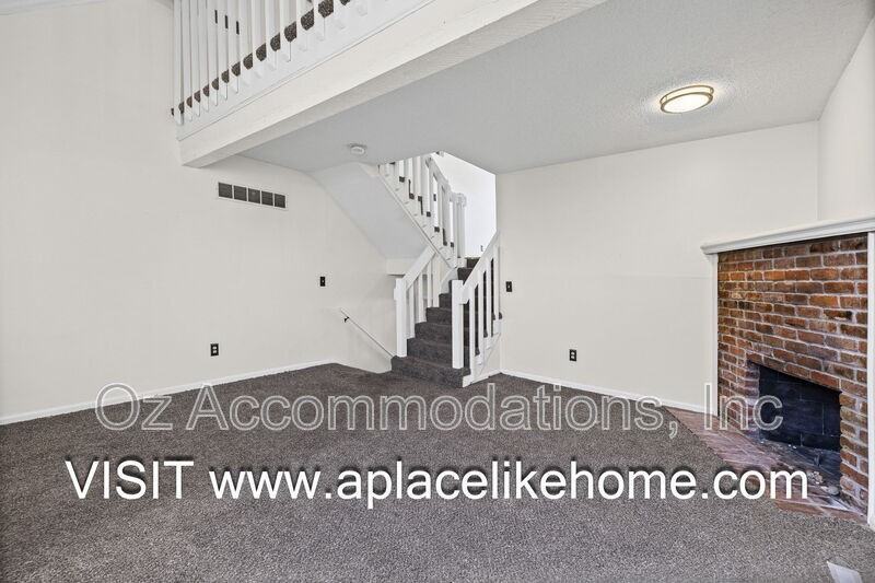 530 Se Hampton St - Photo 6 of 50