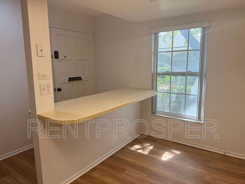 225 Ranier Cv #111 - Photo 5 of 19