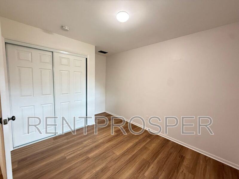 225 Ranier Cv #111 - Photo 6 of 19