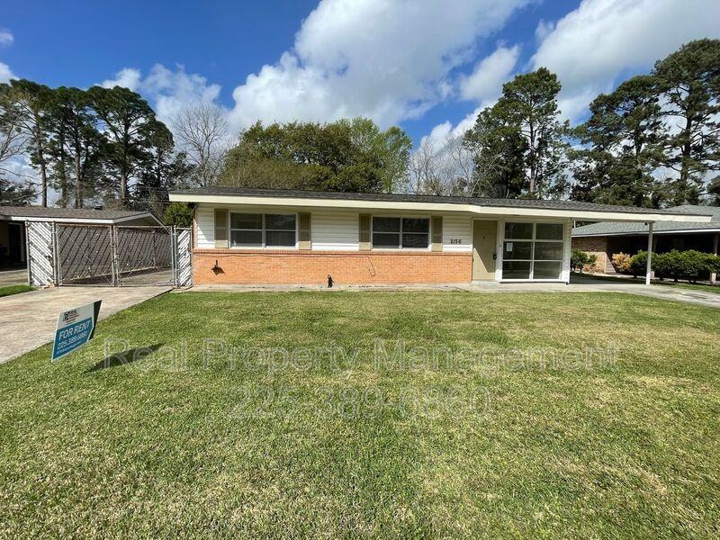 2156 Seracedar Dr - Photo 2 of 32