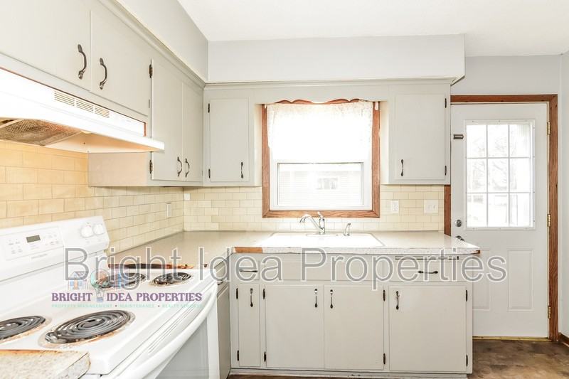 9602 Pleasant Ave S - Photo 2 of 15