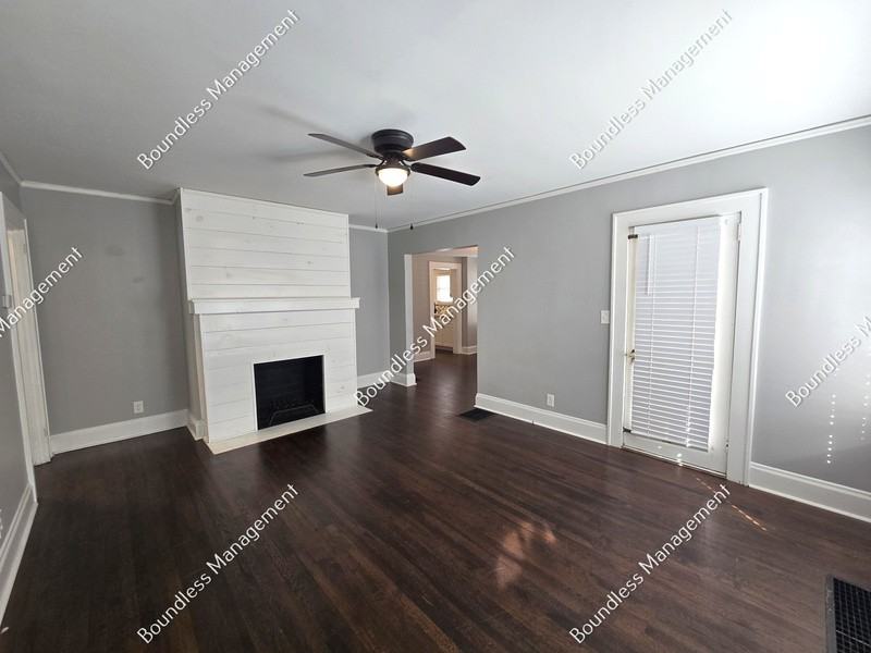 2649 Jefferson Ter - Photo 3 of 19