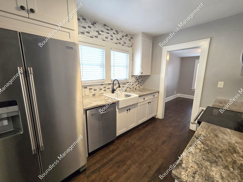 2649 Jefferson Ter - Photo 6 of 19