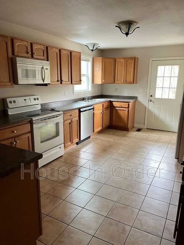 15 Howard Row Pl - Photo 6 of 7