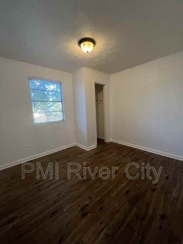 2581 Orion St - Photo 7 of 12