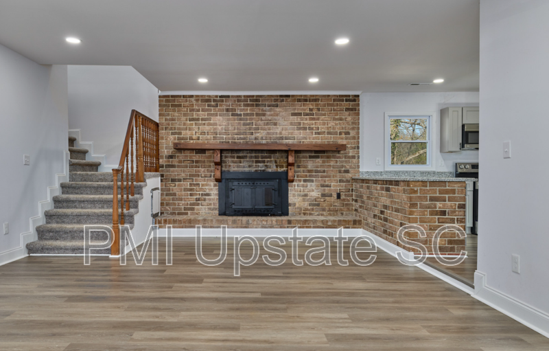 112 Peterson Rd - Photo 5 of 23