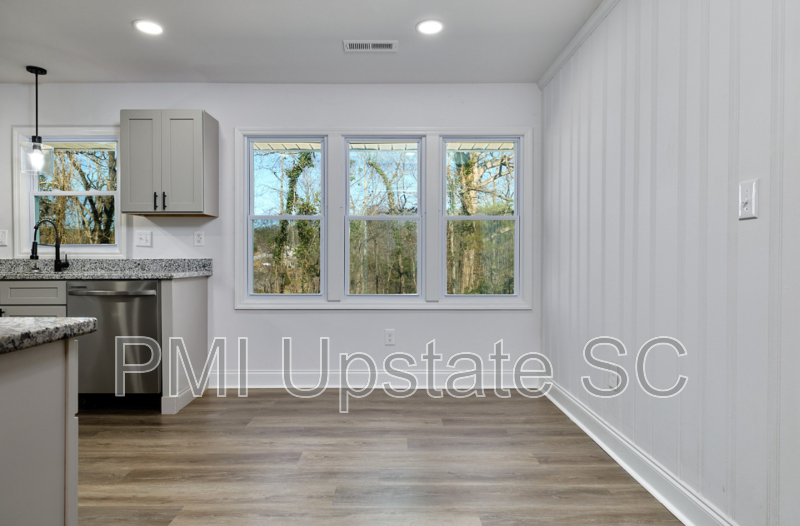 112 Peterson Rd - Photo 7 of 23