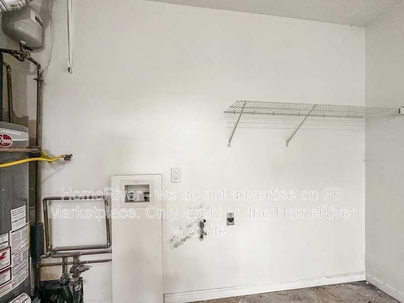 2380 Union Point Jct - Photo 5 of 22