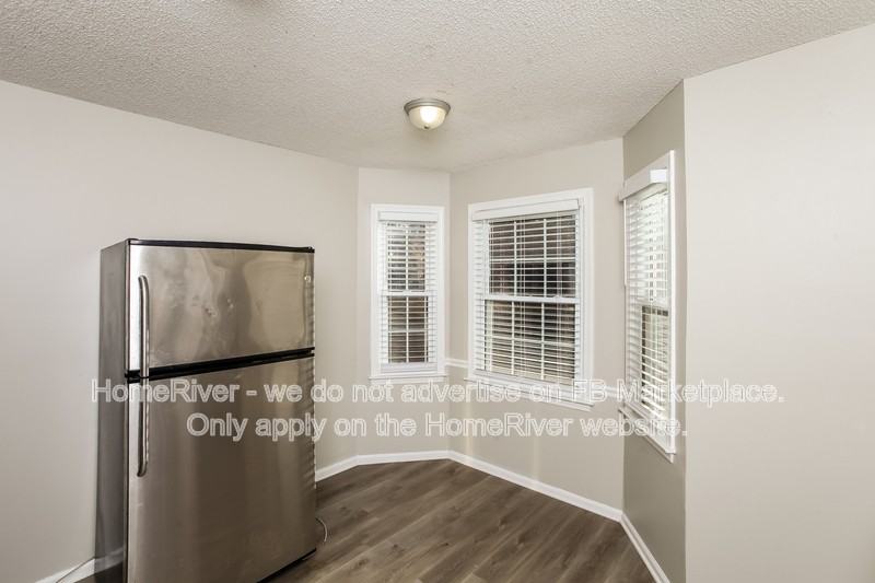 248 Woodwinds Dr - Photo 7 of 21