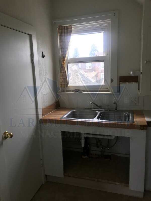 514 S 10th St #4 - Photo 3 of 7