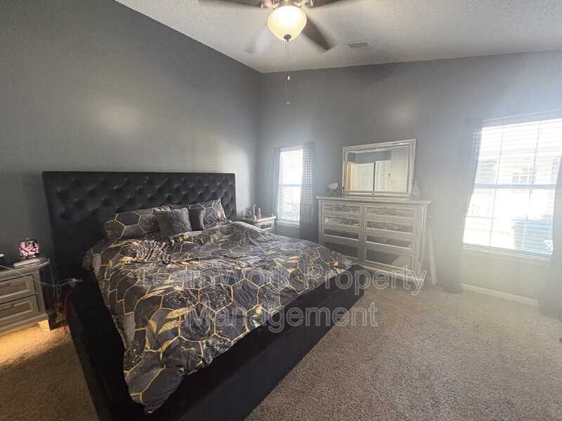 1335 Pinyon Pine Dr - Photo 7 of 14