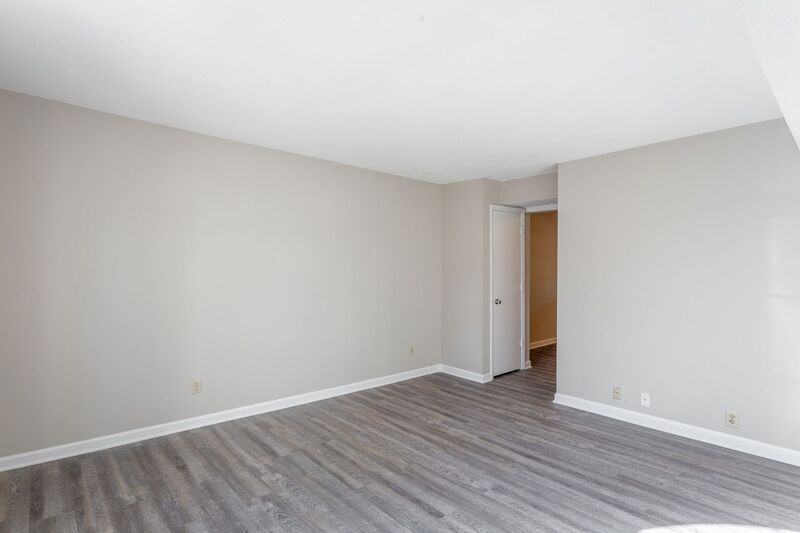 1113 Mcbrien Rd #C - Photo 7 of 22