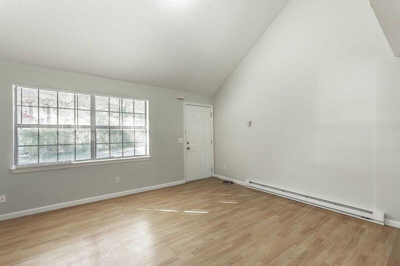 4499 Delashmitt Rd #4499A - Photo 6 of 7