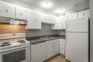 2414 Lyndon Ave #12 - Photo 1 of 1