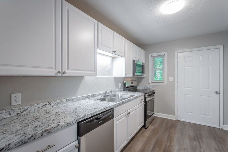 1006 Glenwood Dr - Photo 7 of 18