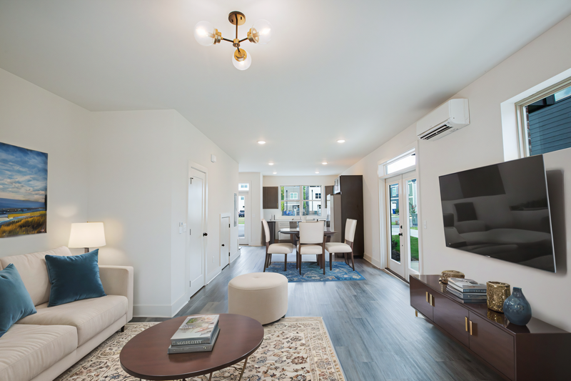 1873 S Watkins St - Photo 3 of 17