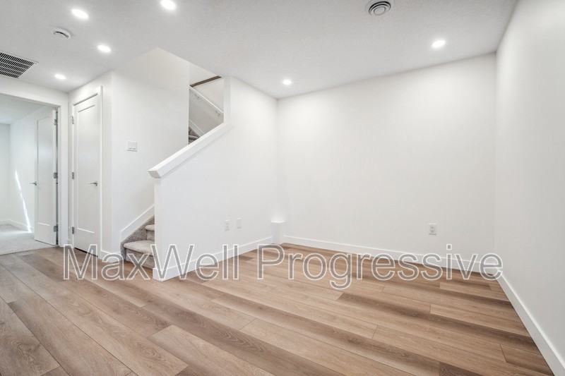 7134 93 St Nw #BS - Photo 6 of 11
