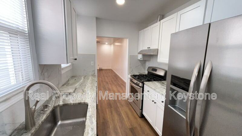 1715 Larkins Way - Photo 2 of 19