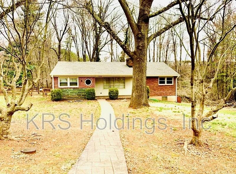 7222 Richland Dr - Photo 2 of 11