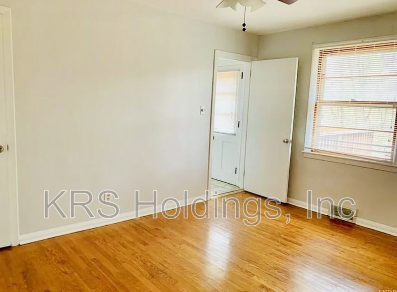 7222 Richland Dr - Photo 6 of 11