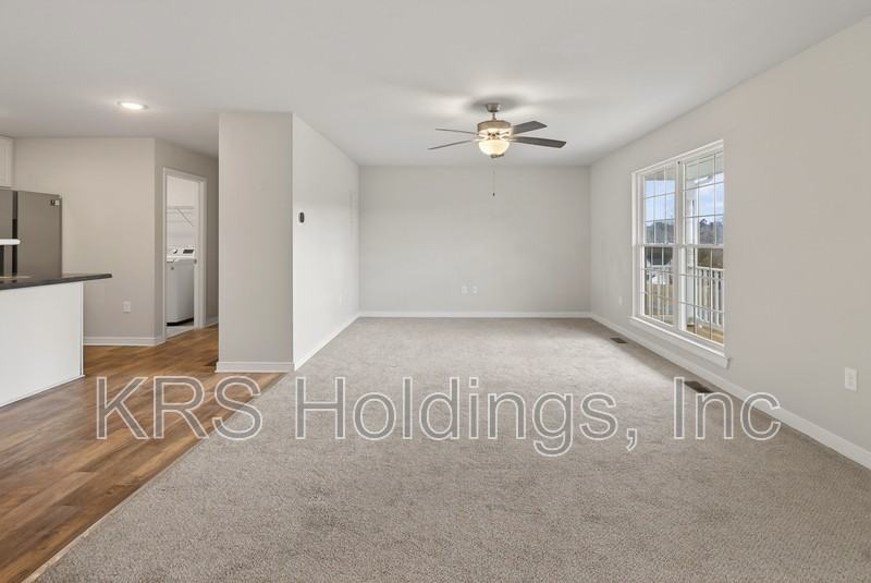 6093 Flintstone Dr - Photo 3 of 12