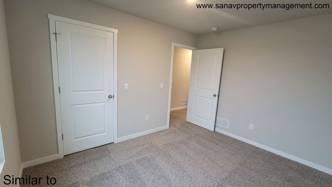 1104 Cove St Se - Photo 5 of 10