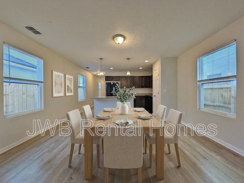 8329 Free Ave - Photo 6 of 14