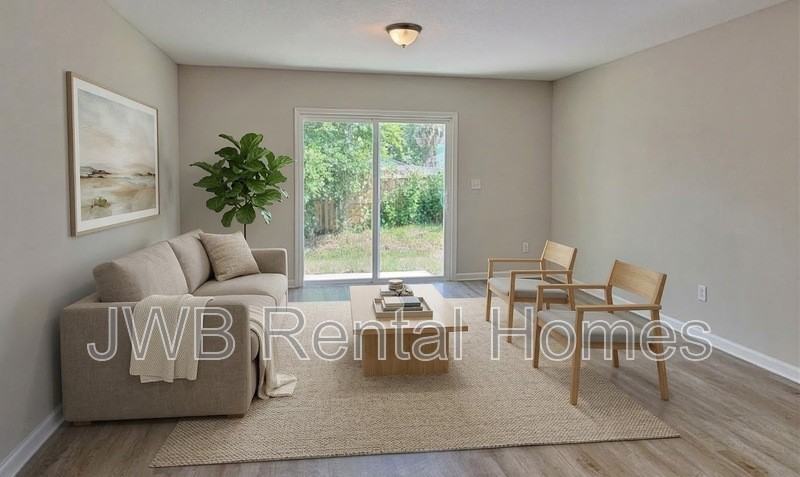 8737 Dandy Ave - Photo 7 of 12