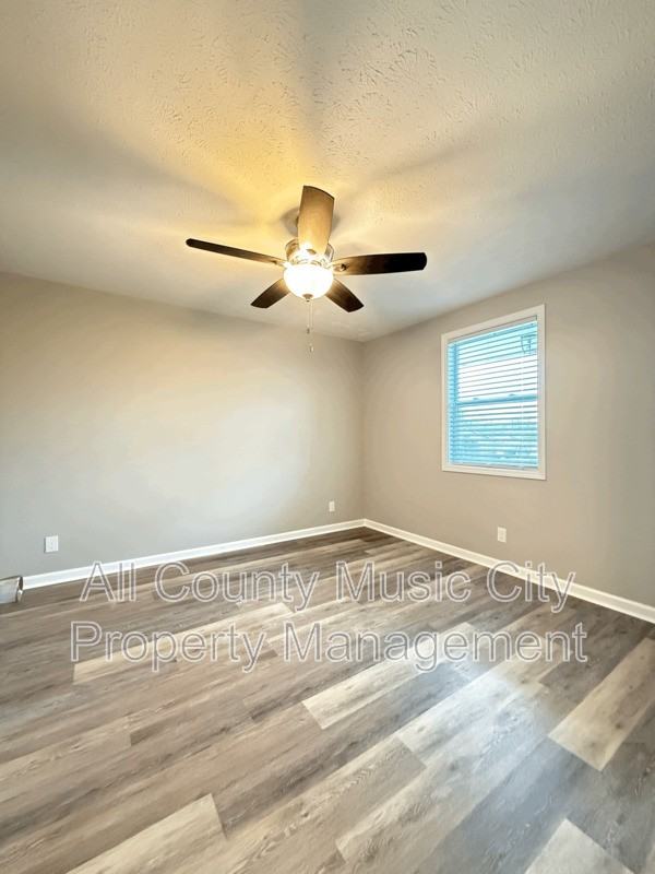 3104 Brickdale Ln #B - Photo 4 of 11