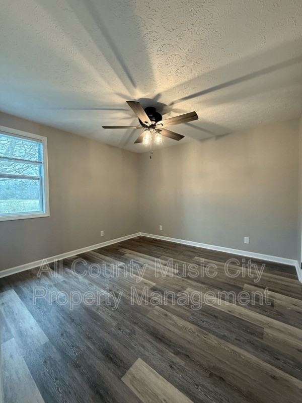 3104 Brickdale Ln #B - Photo 7 of 11