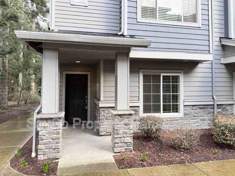 175 Ne 80th Ave - Photo 2 of 30