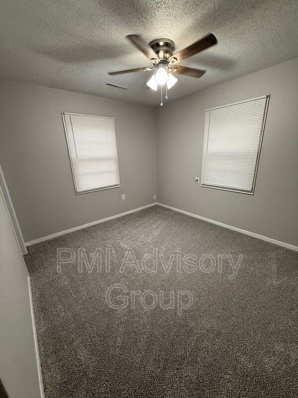 218 Se Pinecrest Dr - Photo 7 of 8