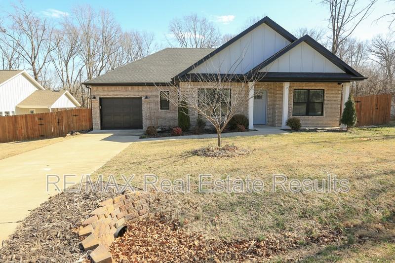 10 Latheron Pl - Photo 4 of 36