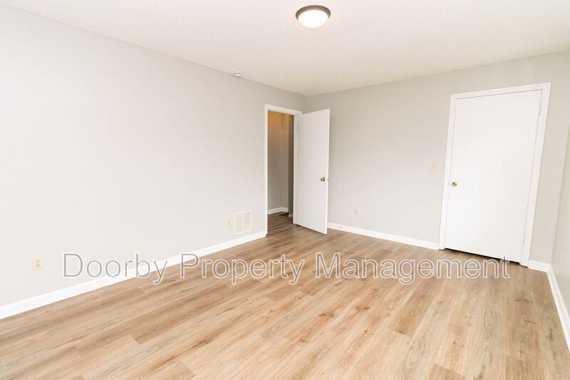 7808 Holiday Hills Cir #A - Photo 7 of 12