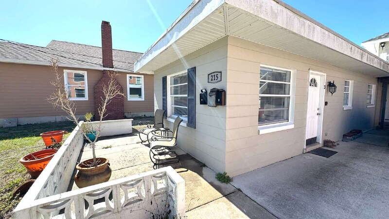 215 N Wild Olive Ave #3