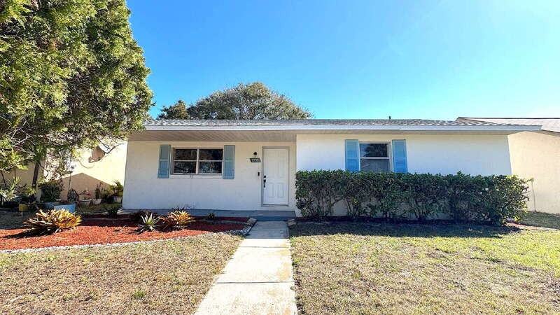 1239 S Flagler Ave - Photo 2 of 18