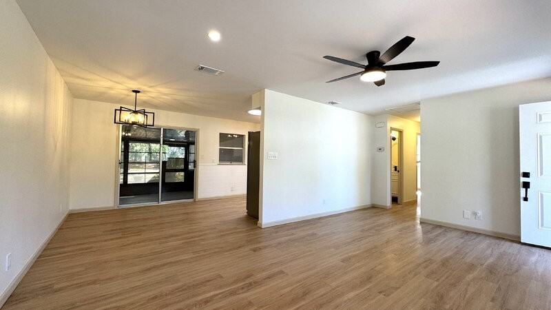 1239 S Flagler Ave - Photo 6 of 18