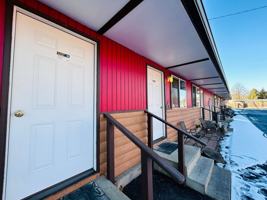 featured image of 50 50 & 52 S 7th Ave