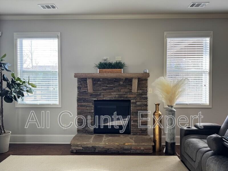 6651 Rivergreen Rd - Photo 4 of 35