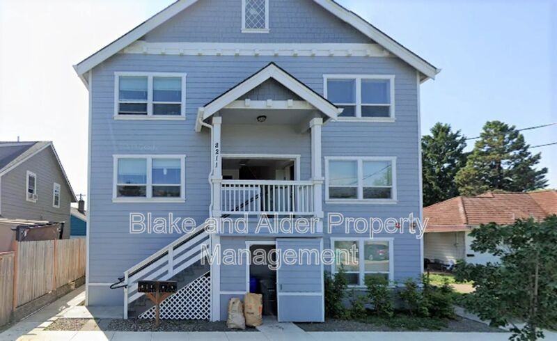 8211 N Montana Ave #D - Photo 2 of 20