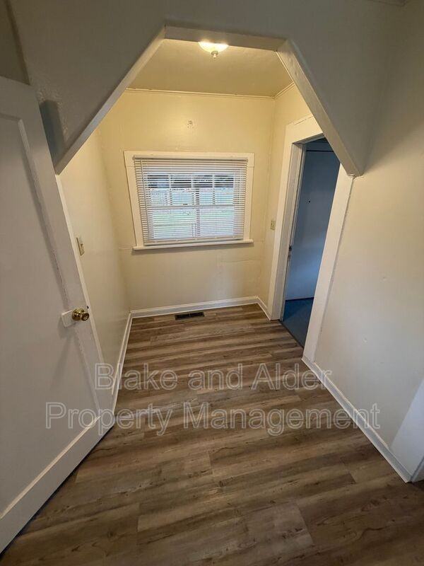 5923 Se Harold St - Photo 7 of 14