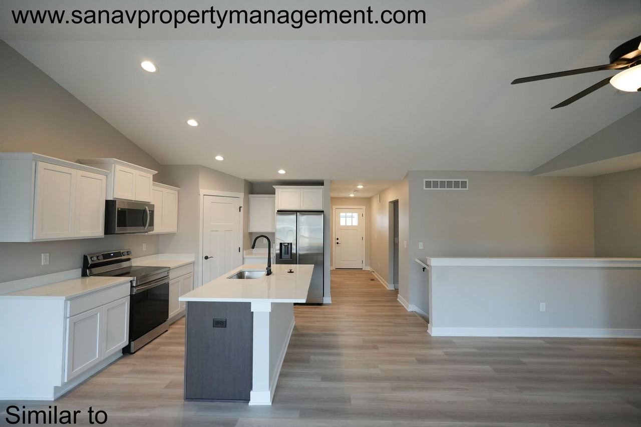 335 Marie Ave - Photo 5 of 15