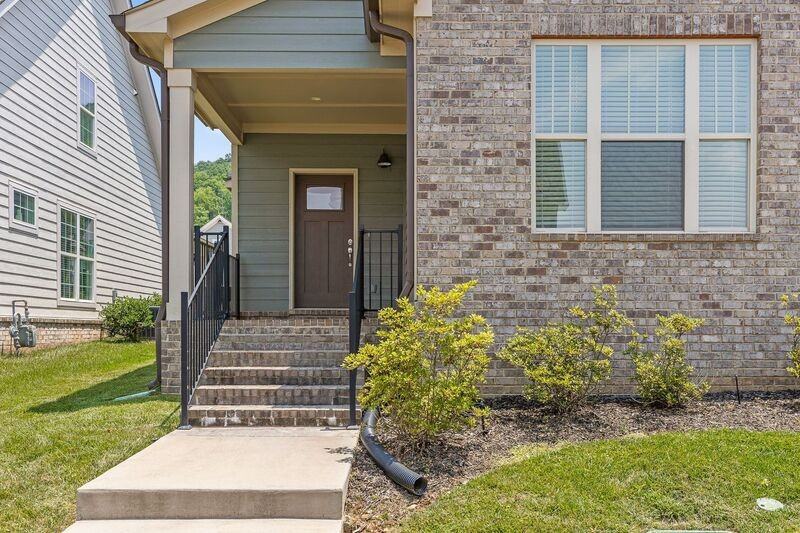 9614 Mulberry Gap Way - Photo 3 of 29