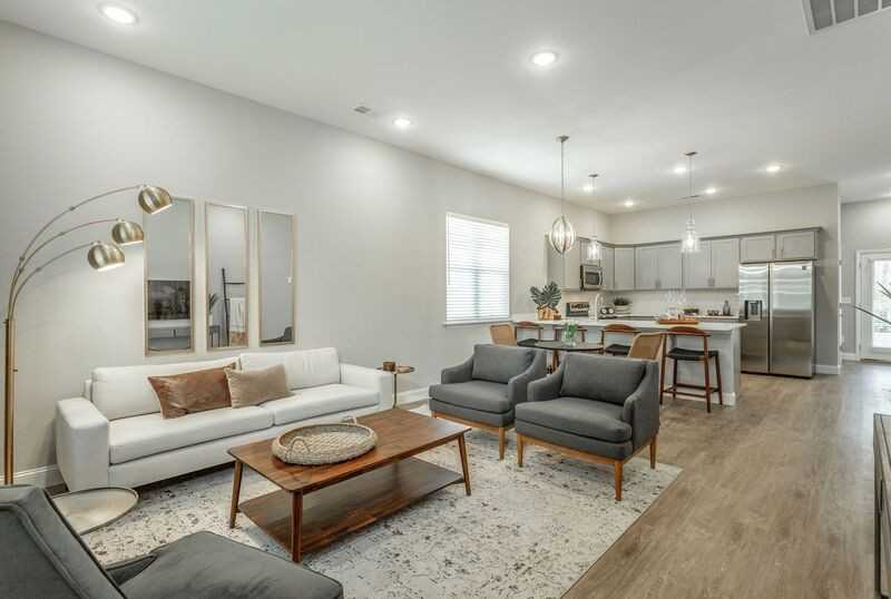 531 Strong Ave - Photo 2 of 50