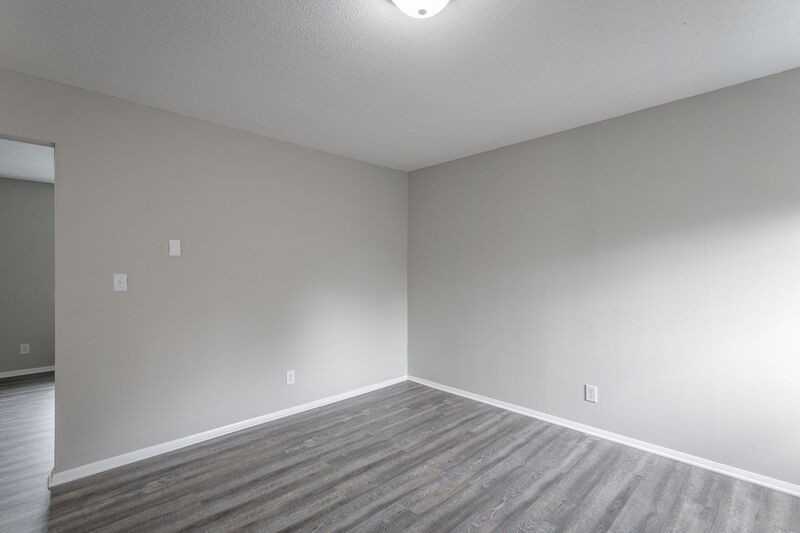 113 Goodson Ave #11 - Photo 5 of 18