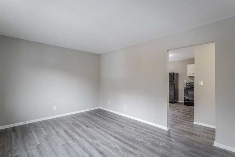 113 Goodson Ave #11 - Photo 6 of 18