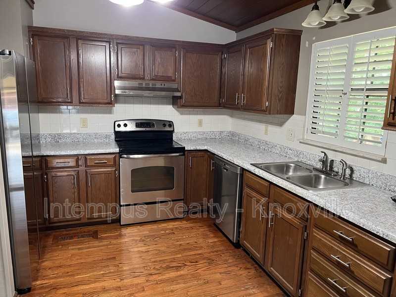 1920 Mount Olive Rd - Photo 7 of 22